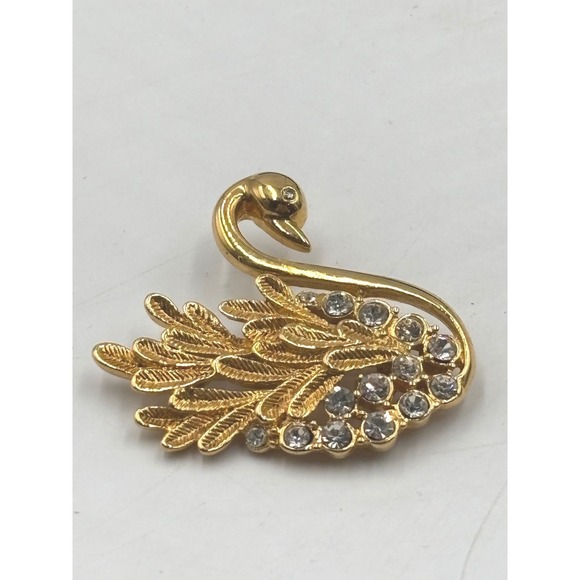 Vintage gold Tone Swan Pin Brooch Crystal Accented Feather Design Elegant - Picture 7 of 7